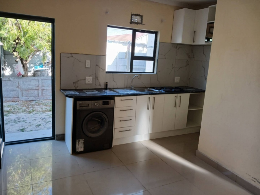 To Let  Bedroom Property for Rent in Llitha Park Western Cape